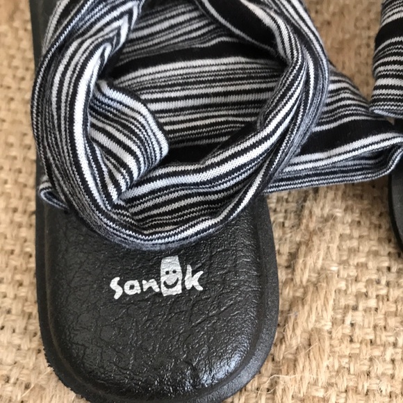 Sanuk Yoga Slings Size 6 - Picture 2 of 5